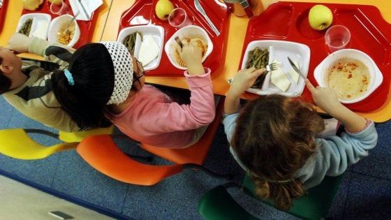 Nardò, oltre 200 intossicati fra bambini e insegnanti negli asili e nelle scuole elementari