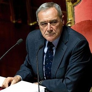 Berlusconi, Grasso replica alle accuse: "Ho difeso la dignit&agrave; del Senato". Fi studia una mozione di censura