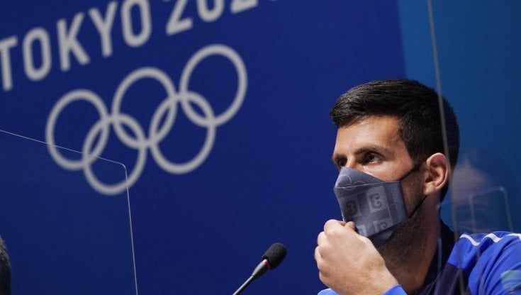 Tennis, Djokovic: "Strano essere a Tokyo senza Nadal e Federer". Sonego: "Il caldo è il maggiore problema"