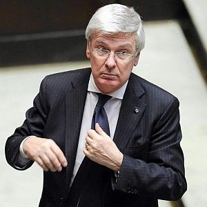 Romani: "Confronto solo su singole leggi, niente grande coalizione"