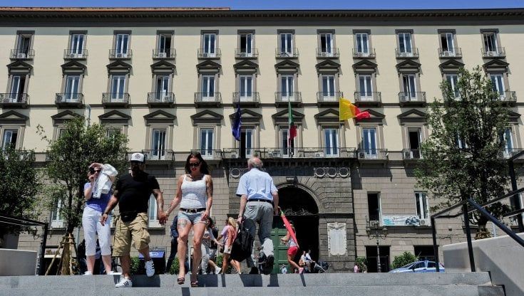 Concorsone Napoli, la carica dei giovani: 55 mila iscritti e 122 mila domande