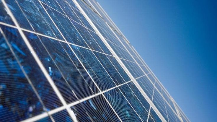 Boom della generazione distribuita in Italia. Ma gli impianti (da soli) non bastano più