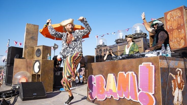 Jovanotti e quel backstage che vale una serie