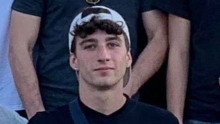 Uno scontro in motorino: muore così a 21 anni Davide Michelotti, giovane calciatore del Club Milano