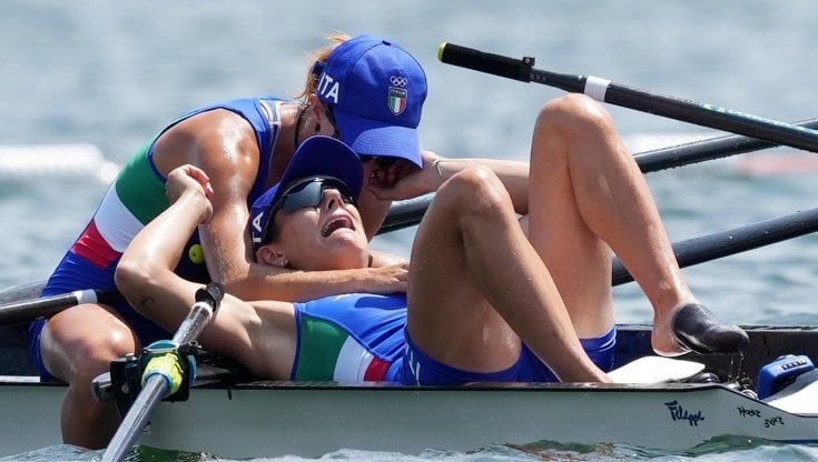 Canottaggio, a Tokyo 2020 l'impresa delle italiane: oro al fotofinish per Valentina Rodini e Federica Cesarini. Bronzo per gli uomini