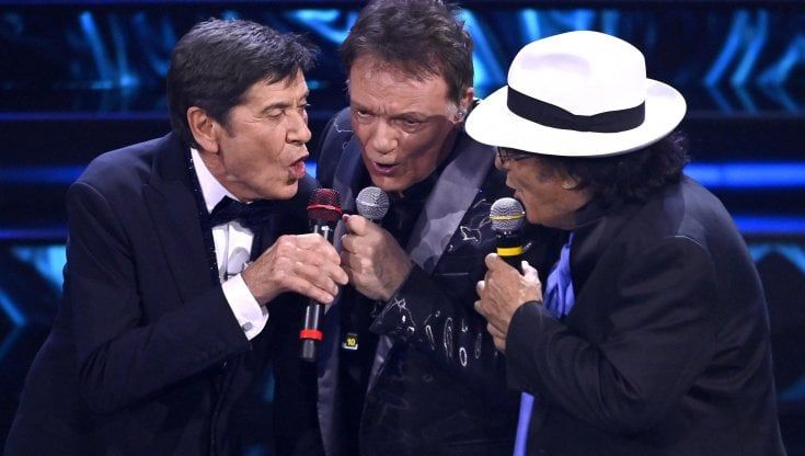 Sanremo 2023, la seconda serata. La comicità ruvida di Angelo Duro, Fedez attacca i ministri Salvini e Roccella. Al Bano, Ranieri e Morandi emozionano l'Italia