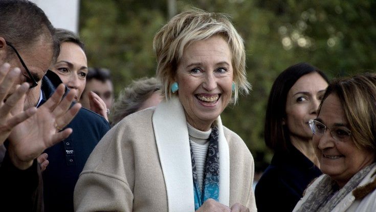 In Lombardia i dem invocano le primarie per il "dopo Fontana",  Cottarelli resta in attesa