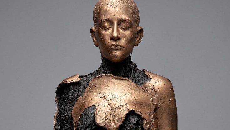 A Catanzaro vanno in scena le sculture autarchiche di Aron Demetz