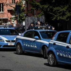 Milano, precipita dal quarto piano e muore nella residenza universitaria