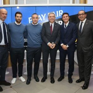 Credit Agricole, con Mastercard arrivano le carte per i tifosi dell'Inter