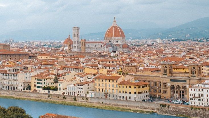 Firenze, quanto costa comprare o affittare casa zona per zona. E i consigli degli esperti su dove investire
