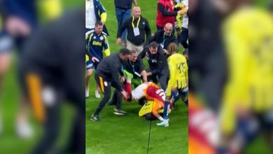 Turchia, maxi-rissa alla fine di Galatasaray-Fenerbahce tra spintoni, botte e prese di judo