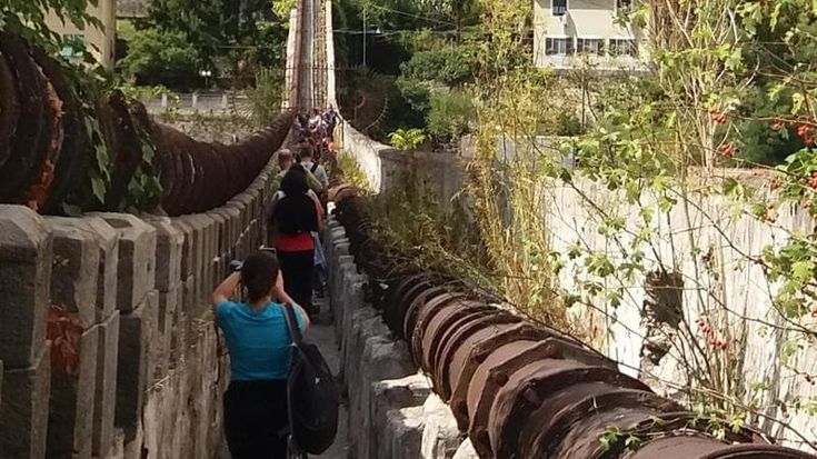 Rolli senza limiti, ora dà spettacolo anche l’acquedotto