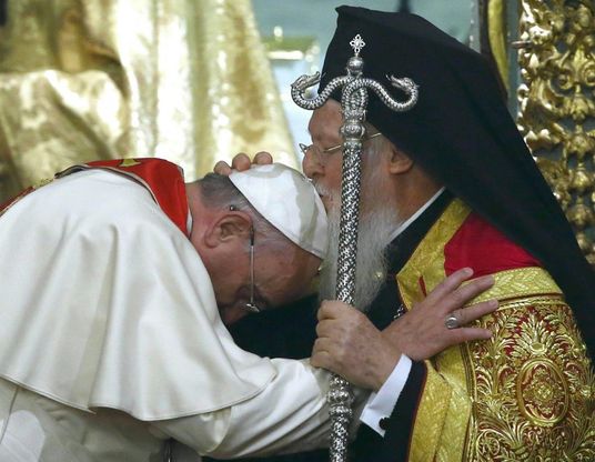 Papa Francesco, dodici mesi in immagini