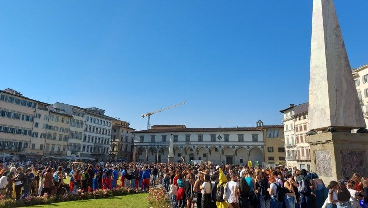 Fridays for future, cinquemila ragazzi in piazza a Firenze per il clima 