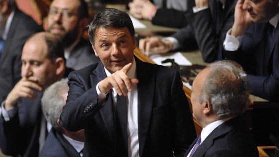 Renzi, primo giorno in Senato parlando di tennis e cinema