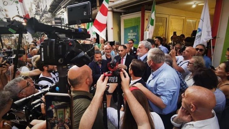 Comunali, a Taranto trionfa Melucci: il ritorno del sindaco nella città cantiere. "Ambiente, Giochi del Mediterraneo e Pnrr, lavori per un miliardo di euro"