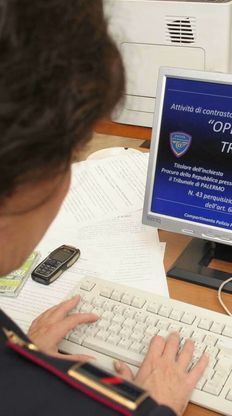 Paura del Blue Whale Esposto delle madri genovesi alla Polizia Postale