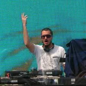 Apple vuole potenziare iTunes, recluta Dj della Bbc