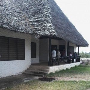 Kenya, rapina in villa a Mombasa finisce in tragedia: uccisa donna italiana, grave il marito