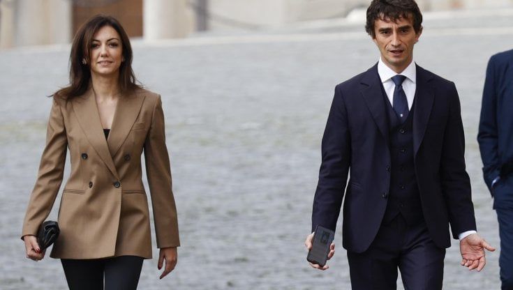 Governo Meloni, giurano viceministri e sottosegretari. La premier: "Speriamo che l'avventura sia lunga"