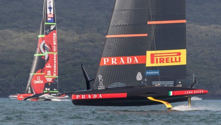 Vela, America's Cup: Luna Rossa domina Ineos, poi si arrende a New Zeland