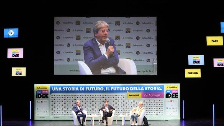 Gentiloni, allarme sull'Europa: "Sempre più sotto assedio. Trump mi chiese: cos'è la Ue?"
