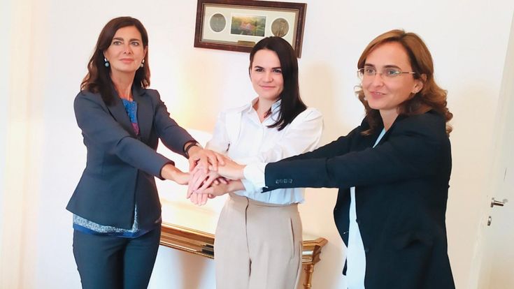 Boldrini e Quartapelle incontrano a Vilnius Tikhanovskaja: "È lei il futuro della Bielorussia"