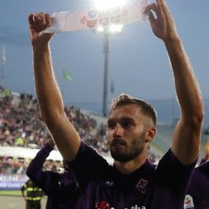 Fascia da capitano, Tommasi: "Quelle diverse vanno autorizzate dalla Lega"