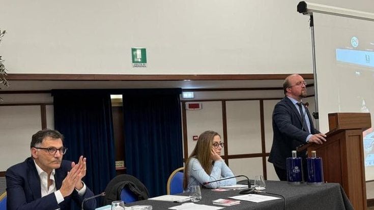 Pd, caccia ai voti fantasma: esito dell’assemblea a rischio