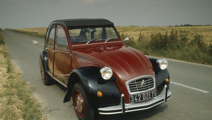 I primi 40 anni della Citroen 2CV Charleston