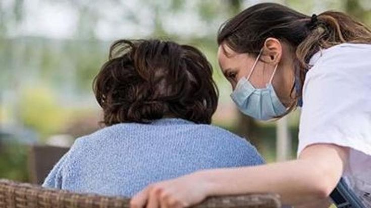 “Non possiamo più aiutare i malati oncologici in casa”. Da Trani l'appello di medici e volontari