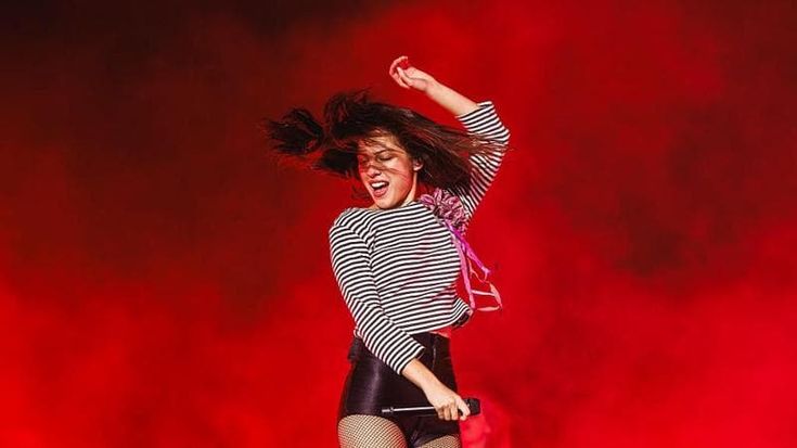 Olivia Rodrigo, quando il pop si arricchisce di un’anima rock. La recensione