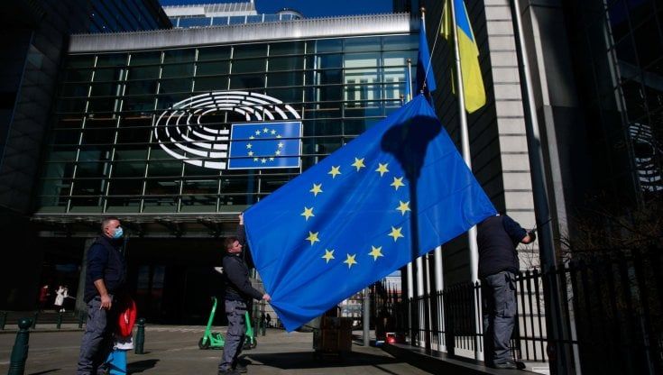Prezzi alle stelle, crescita bloccata la morsa che stringe l’Europa