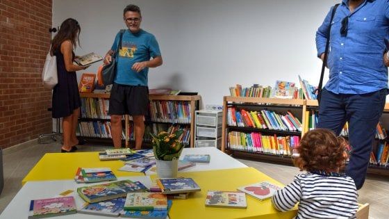 Bari, nell'ex mercato coperto di via Cagnazzi apre una biblioteca sociale