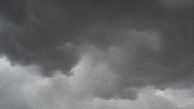 Previsioni meteo, Italia senza tregua: in arrivo una nuova perturbazione. Pioggia anche a Halloween e per il ponte di Ognissanti