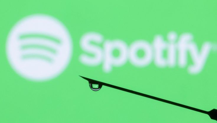 Continua l'onda dei licenziamenti di Big Tech: anche Spotify taglia quasi 600 dipendenti
