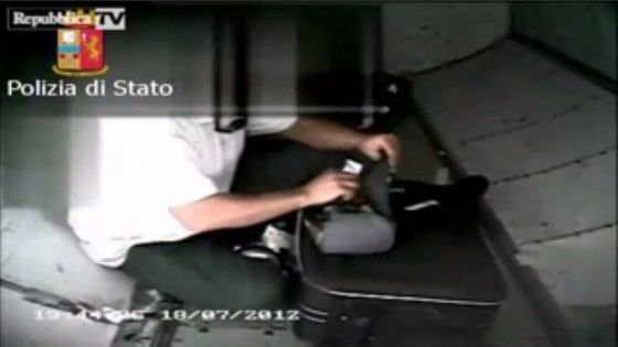 Furti di bagagli in aeroporto a Bari: condannati tre addetti, pene fino a 7 anni e 4 mesi