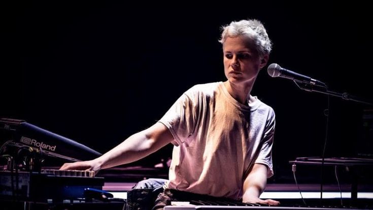 Federica Rosellini incanta e si trasforma nel piccolo Ivan