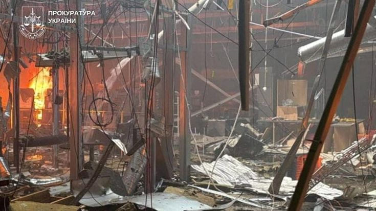 Guerra Ucraina-Russia. Almeno 14 morti in un raid russo in un centro commerciale a Kryvyi Rih
