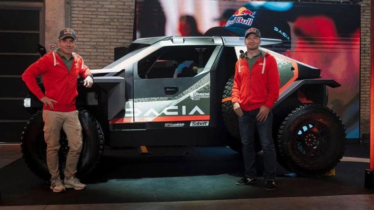Dacia Sandrider Experience: la Dakar si fa virtuale e arriva in concessionaria con il simulatore 1:1