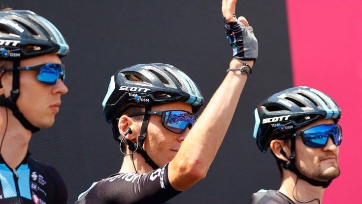 Bardet si ritira dal Giro d'Italia: problemi allo stomaco