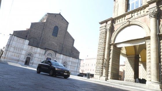 Pasqua, i controlli a Bologna: mille persone fermate e 81 multe