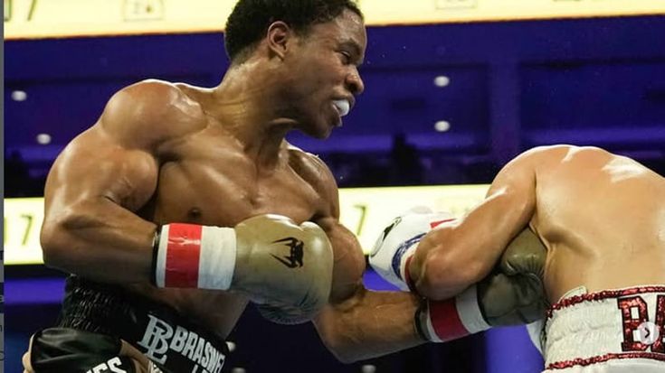 Da senzatetto a campione del mondo: Floyd Schofield tra boxe e favola