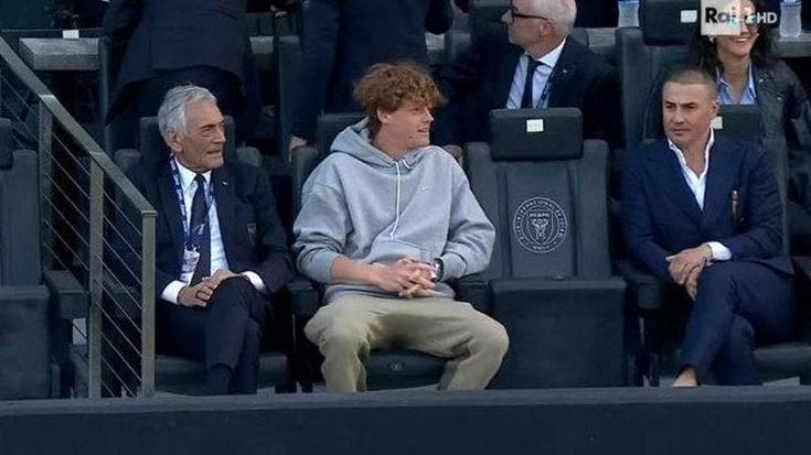Sinner in tribuna per Italia-Venezuela