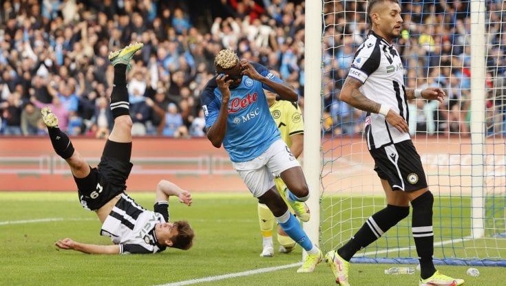 Napoli-Udinese 3-2: brivido finale, ma gli azzurri vincono ancora. Undicesimo successo di fila