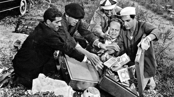 L’audace colpo dei soliti ignoti porta la romanità per le vie di Milano