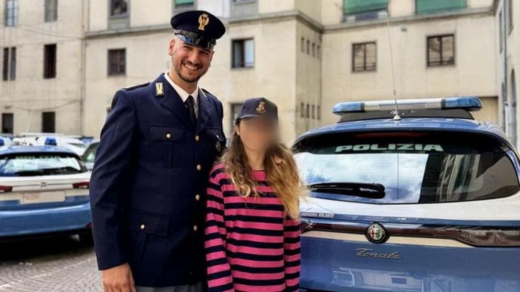 Bambina rischia di soffocare a cena, poliziotto fuori servizio interviene e la salva