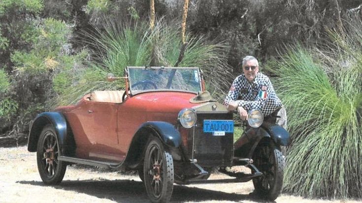 Da Torino all’Australia il mistero dell’ultima auto Tau. Il proprietario: “Scoprirò la sua storia”