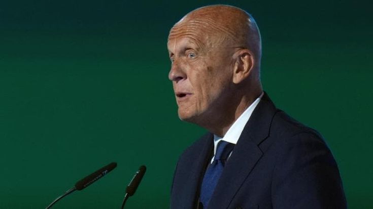 Arbitri, Collina e le nuove regole al Mondiale: “Meno interruzioni e più gioco”